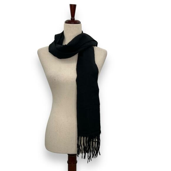 Macy's Black Fringe Trim Scarf Oblong Rectangle Solid Knit Warm Winter - Picture 8 of 13